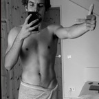 mohpapi21 (elpapi) free OnlyFans content 

 profile picture