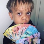 Download peehole OnlyFans content for free 

 profile picture