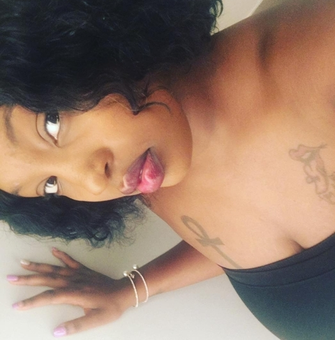 Sassy Pantz @sassypantz cover picture