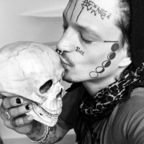 Tyler Quaschnick (@spangebot) Leaked OnlyFans 

 profile picture