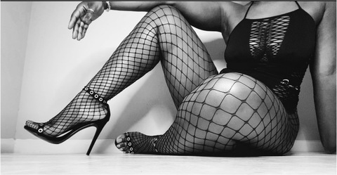 Sultry Sultana @sultry-sultana cover picture