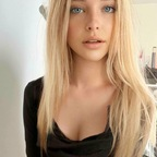 ❤️Sweet Little Mia❤️😏 @sweet.littlemia Leaked OnlyFans 

 profile picture